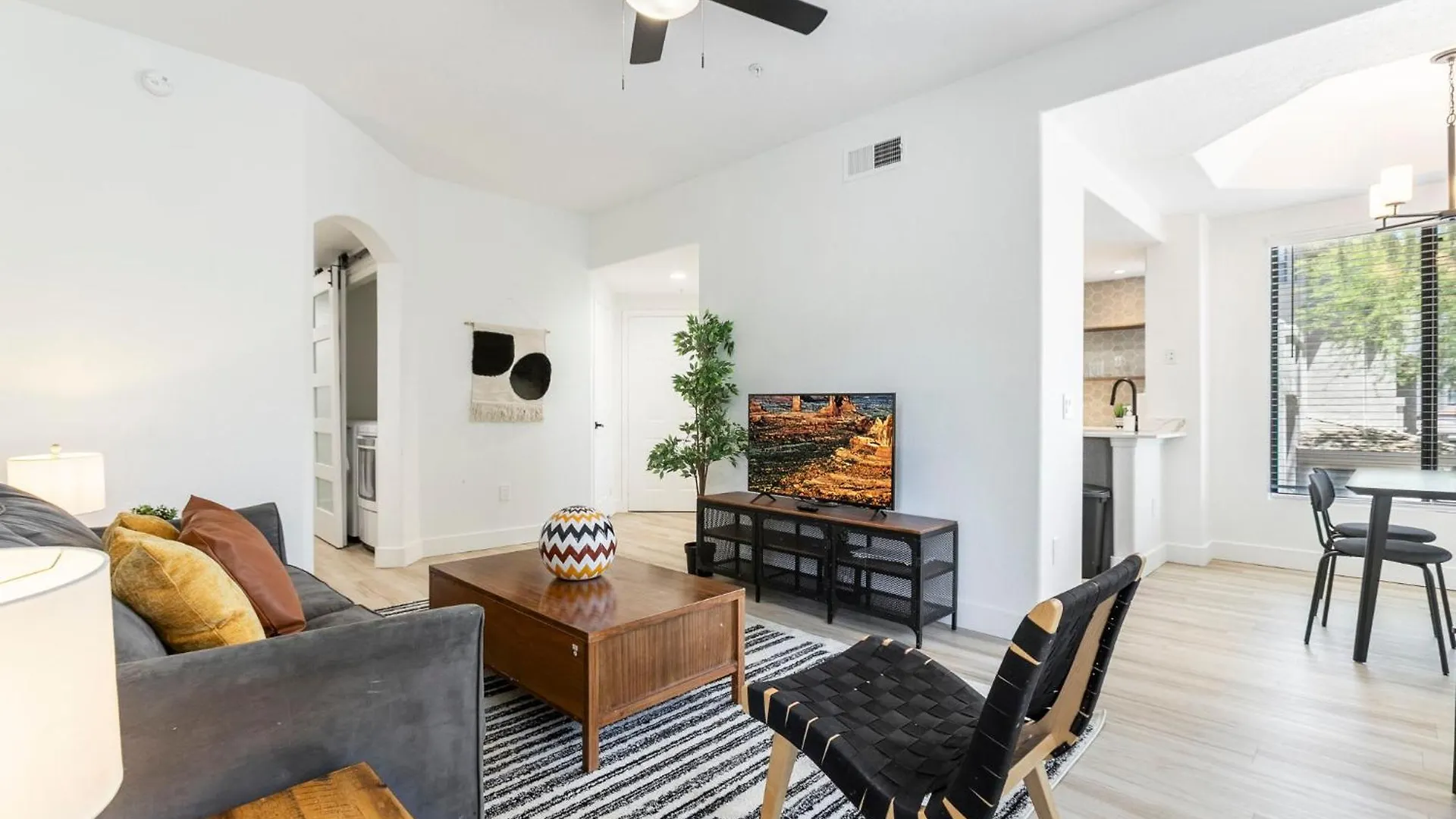 Two Cozysuites At Kierland Commons With Pool 斯科茨